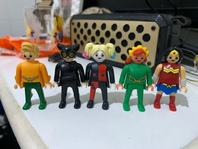 Bonecos DC kinder ovo