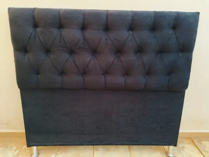 Cama box com cabeceira