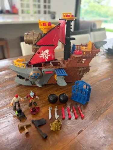 Navio Pirata De Tubarão Imaginext Grande Barco Com Acessórios (Usado) COLECIONÁVEL