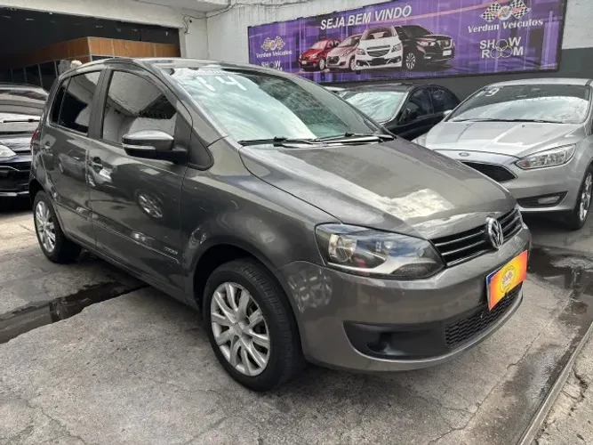 Volkswagen Fox 1.6 MI I Motion Total Flex 8V 5P 2014