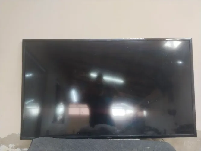 TVs