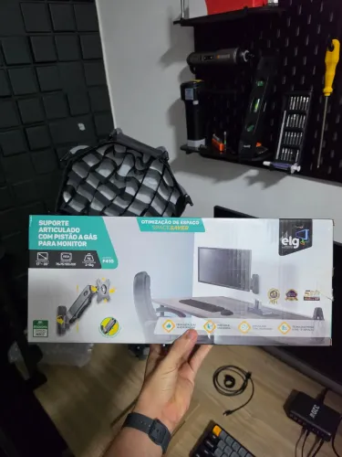 Suporte de monitor para parede ELG F410