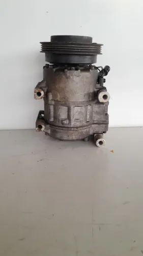 Compressor do ar condicionado Hyundai i30 original usado