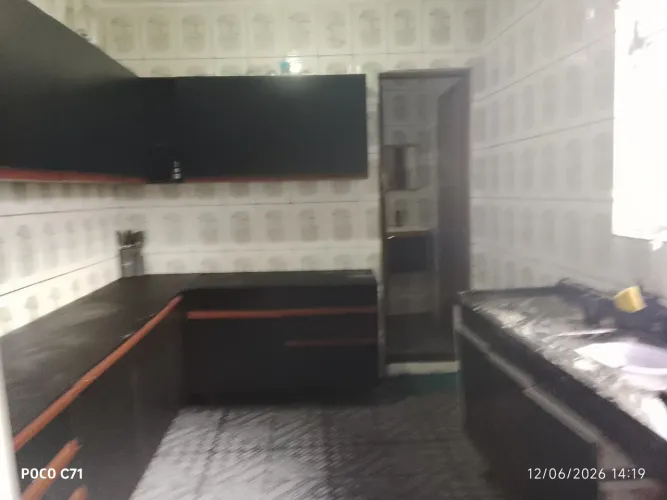 Vende sobrado