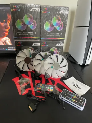 3 Fans 120mm + Controladora