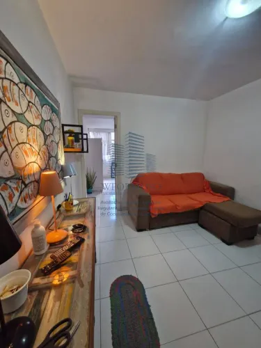 Quarto e sala 50m² locação na Avenida Princesa Isabel em Copacabana