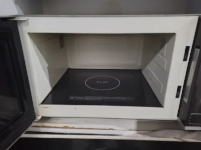 MICROONDAS PANASONIC ESPELHADO