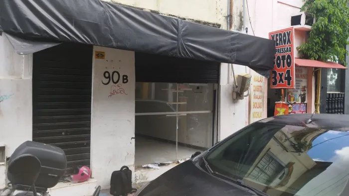 Ponto Comercial, 54mt2, 2 salas, Baheiro, Rua dos 48, próximo AO Shopping Pátio Belém, ar