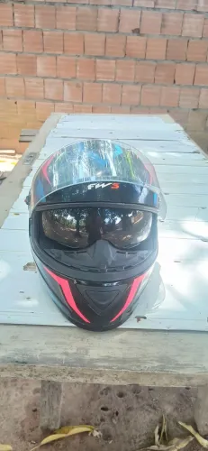 Capacete novo 