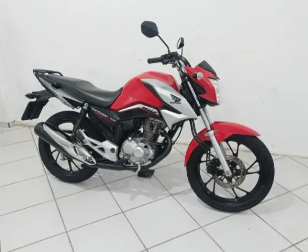 Cg 160 Titan! Linda Moto! Financiamos em até 48x! Aceitamos Trocas!