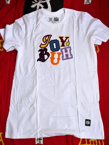 1. Camiseta BOH Branca - Tamanho XG - R$ 90