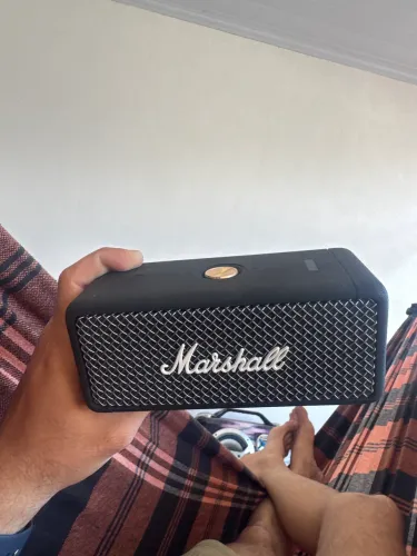 Caixinha de som Marshall 
