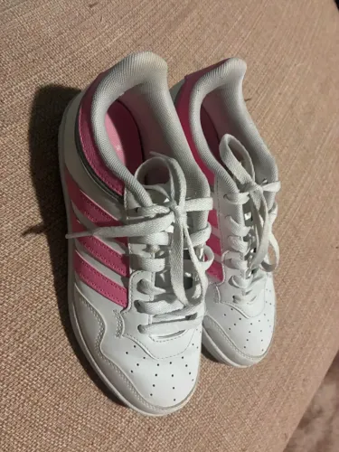 Vendo tênis adidas infantil