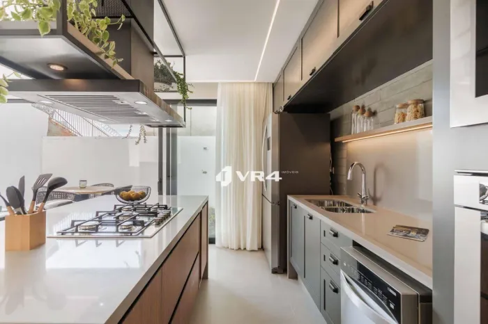 Sobrado com 3 dormitórios para alugar, 226 m² por R$ 18.450/mês - Guabirotuba - Curitiba/P