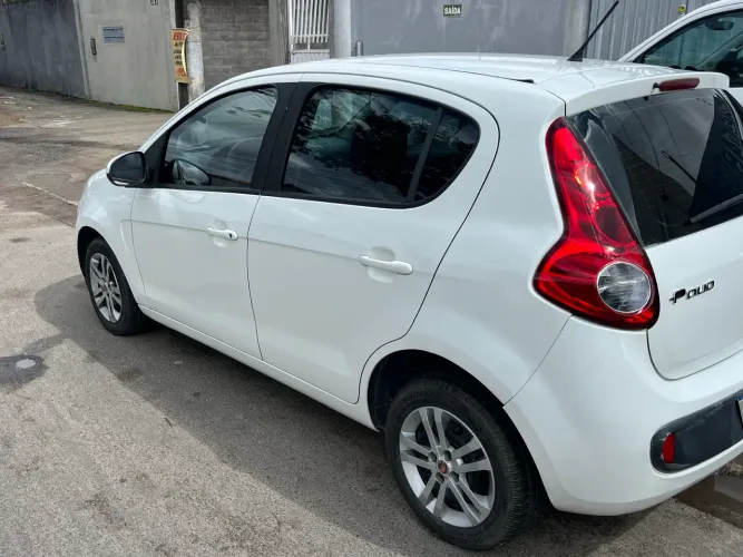 Fiat Palio Attractive 1.0 EVO Fire Flex 8V 5P 2014