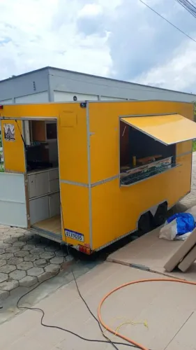 Trailer completo para viajar