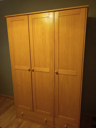 GUARDA-ROUPA TOK STOK 3 PORTAS E 2 GAVETAS TIMBER
