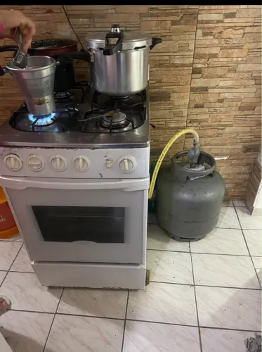 Geladeira e fogão