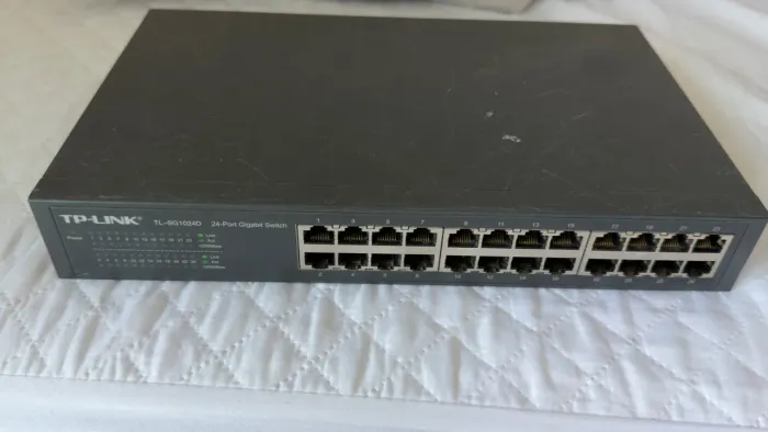 Switch TP-Link Gigabit 24 Portas - TL-SG1024D