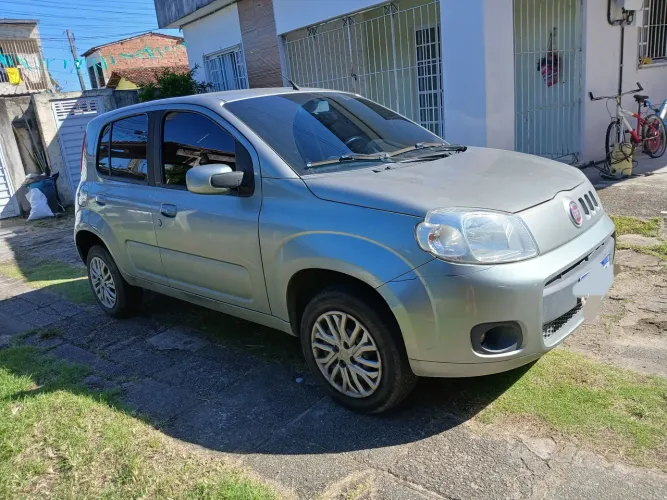 Fiat Uno Vivace Celeb. 1.0 EVO F.flex 8V 5P 2014