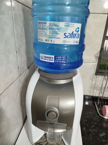 Vendo bebedouro smaltec 220 volts