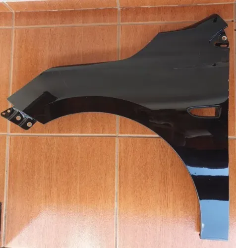 Spoiler Traseiro e Paralama Esquerdo Onix Hatch 2020 a 2025