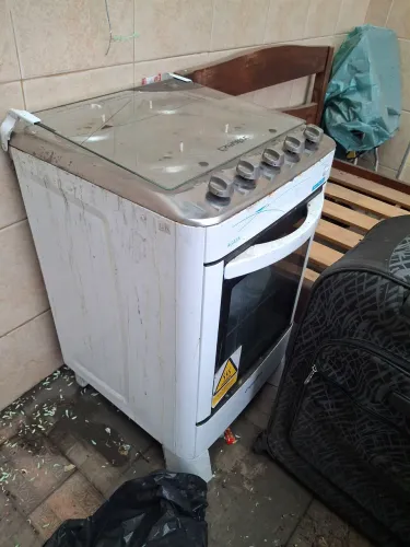 Doacao de fogão 4 bocas esmaltec cor branca