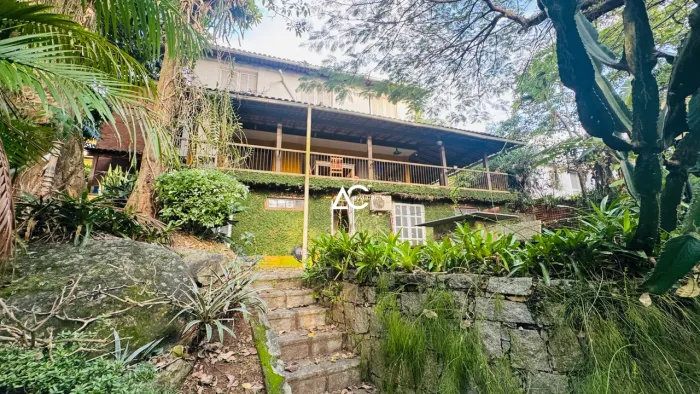 Casa residencial para Venda e Locação no condomínio Village das Pedras no Itanhangá, Rio d
