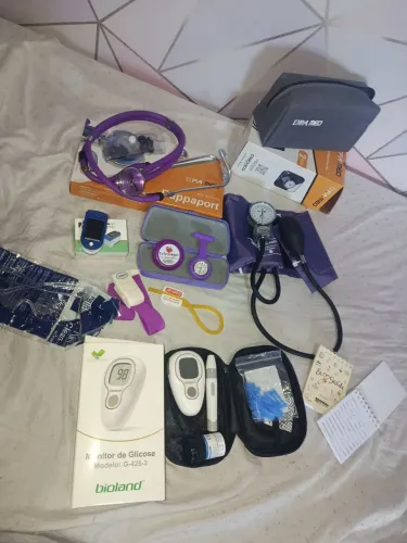 KIT TÉCNICO DE ENFERMAGEM NOVO