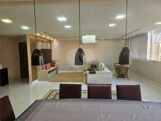 Apartamento à venda com 3 quartos, sendo 1 suíte, no condomínio ...., Rio de Janeiro - RJ