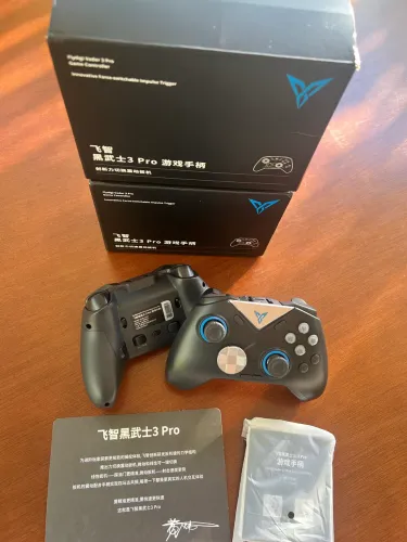 2 Controles Flydigi Vader 3 Pro