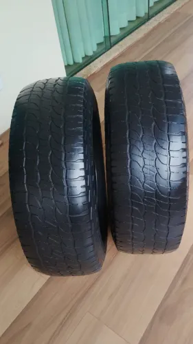 2 Pneus usados 265/70 R16 Michelin sem Câmera