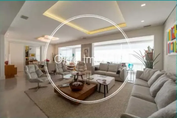 Porteira Fechada - Apartamento com 4 suites e piscina privativa