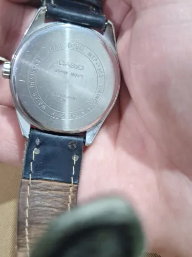 Vendo relógio Casio MTP1302.