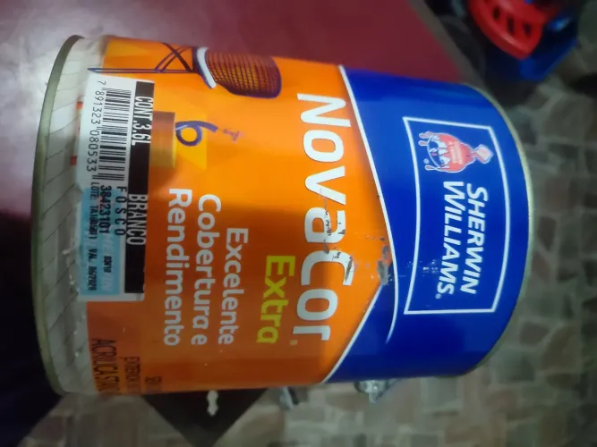 Tinta acrílica para parede, Sherwin Williams paguei 112,00 e vendo por 70