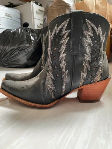 Bota feminina goyazes 