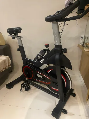 BICICLETA ERGOMÉTRICA SEMINOVA RODA DE INÉRCIA 8KG PACE3000