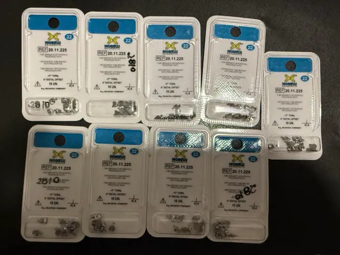 Kit ortodôntico miniparafusos, bráquetes, tubos, ganchos, stop etc