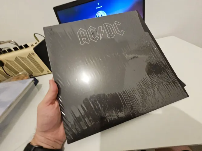 AC DC - Back In Black Vinil LP