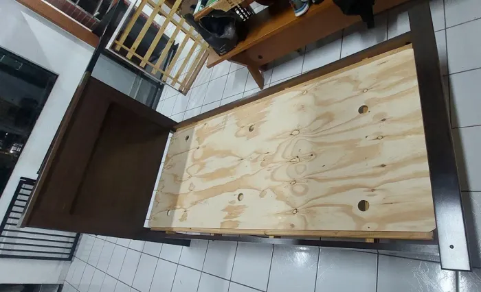 Cama de solteiro em mdf