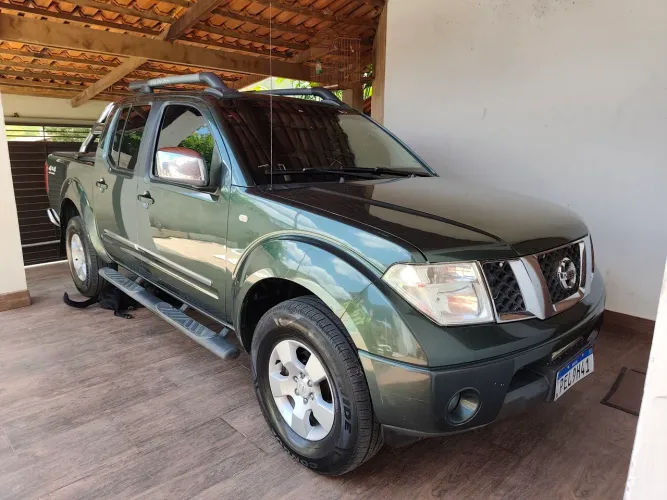 Nissan Frontier LE CD 4X4 2.5 TB Diesel Aut. 2012