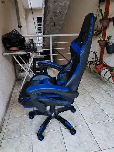 Cadeira Gamer com Apoio para os Pés Azul (USADA)