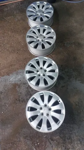 Jogo rodas aro 17 Kia Opirus