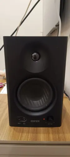 EDIFIER MR4 - Monitores de Áudio de Estúdio | Excelente Estado