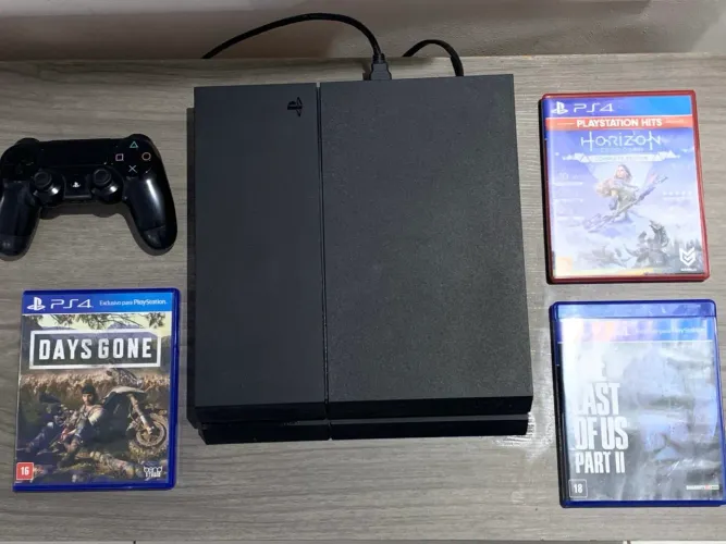 PlayStation 4 Preto 500GB