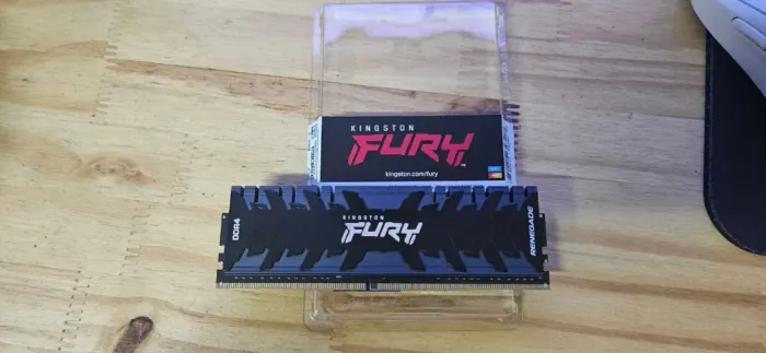 Memória RAM Kingston Fury 8GB DDR4 3600MHz