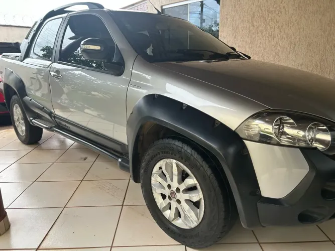 Fiat Strada Adventure1.8/ 1.8 Locker Flex CD 2013