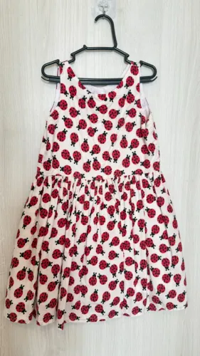 vestido joaninhas algodão pouco usado 4-5 anos