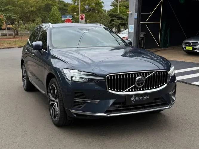 Volvo XC 60 2.0 T5 5P 2023