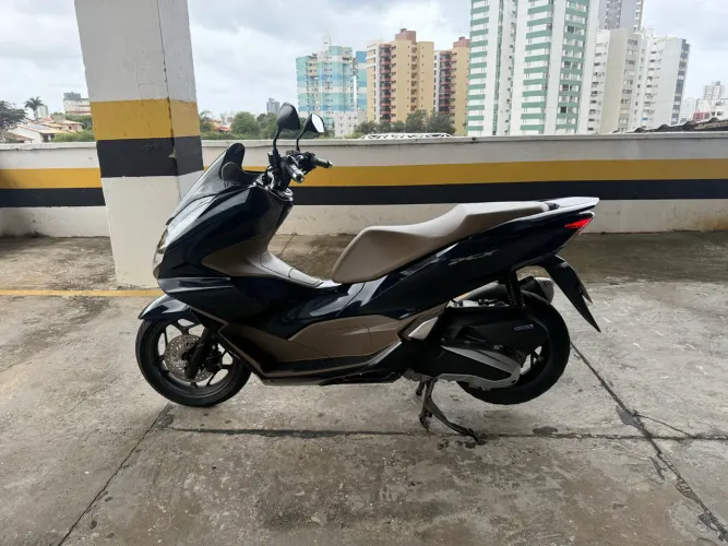 Honda PCX DLX ABS 2025 | Azul | 9.800 km
